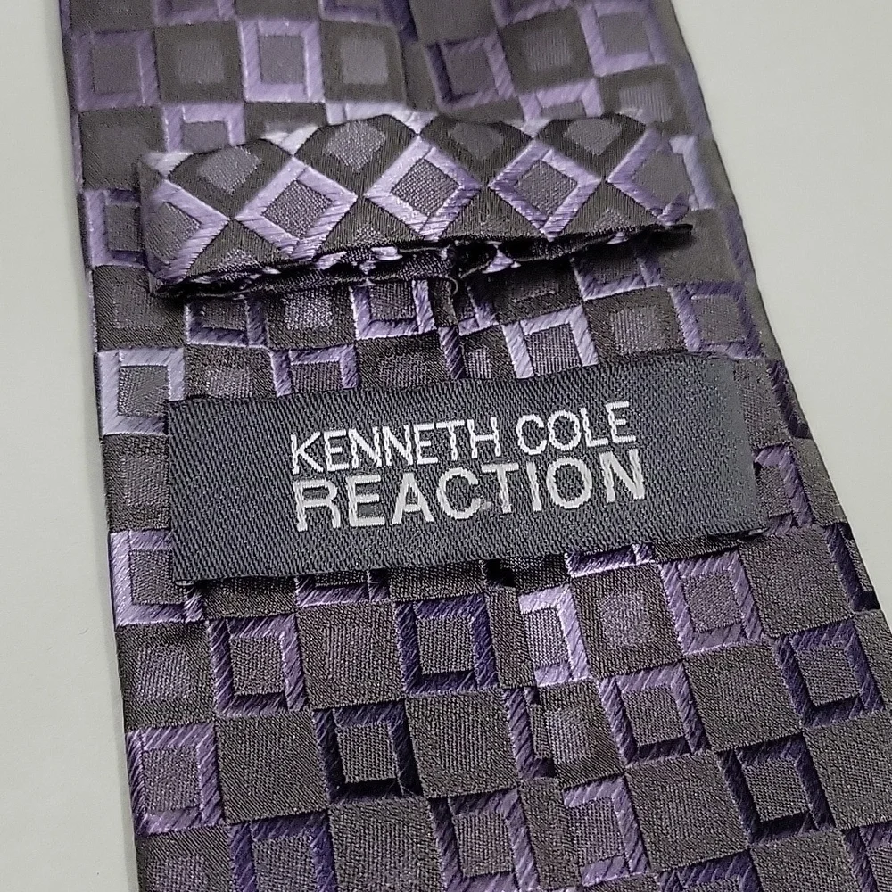 Kenneth Cole Reaction men's Square Purple silk Tie